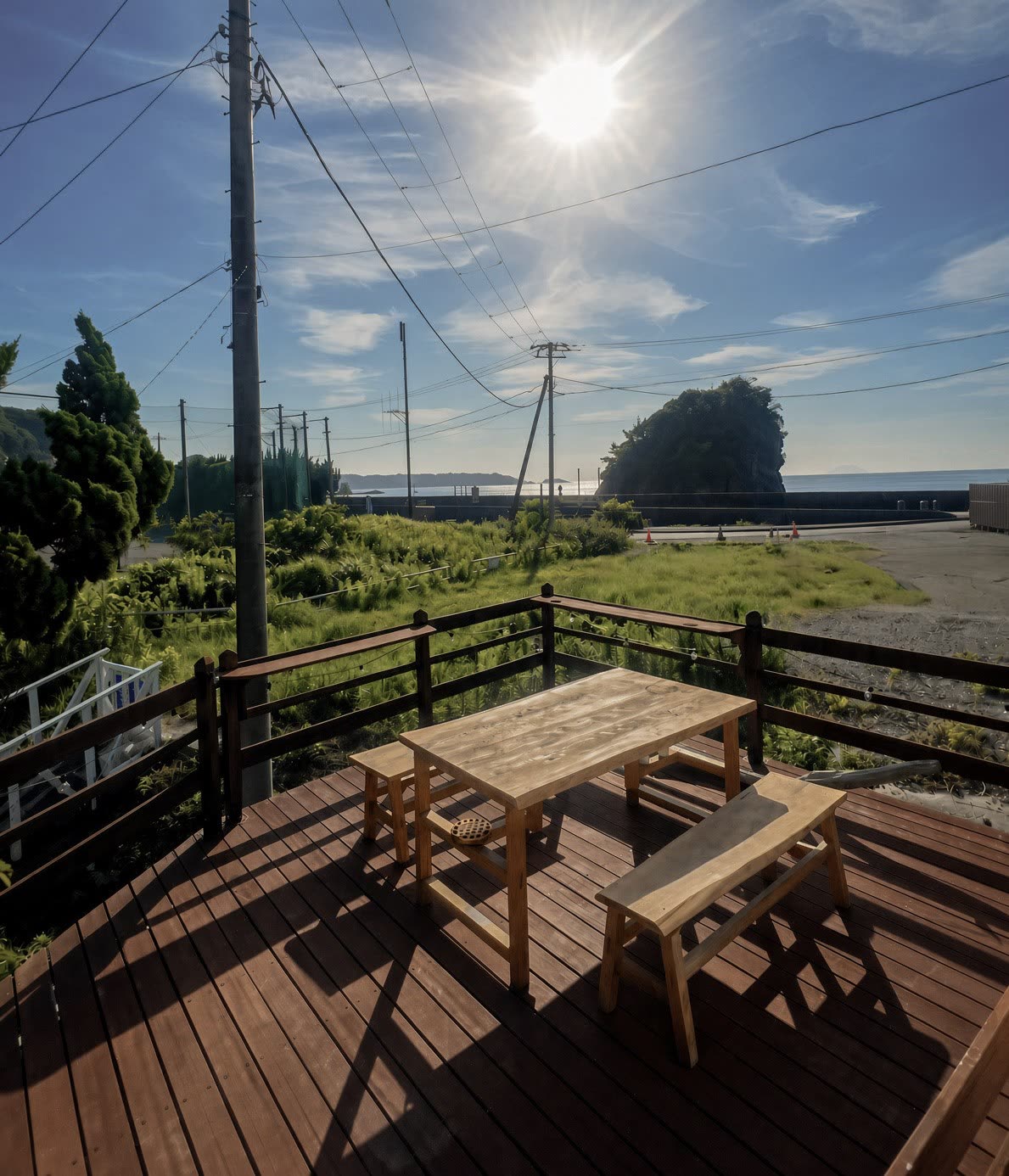 The deck looking toward the sea