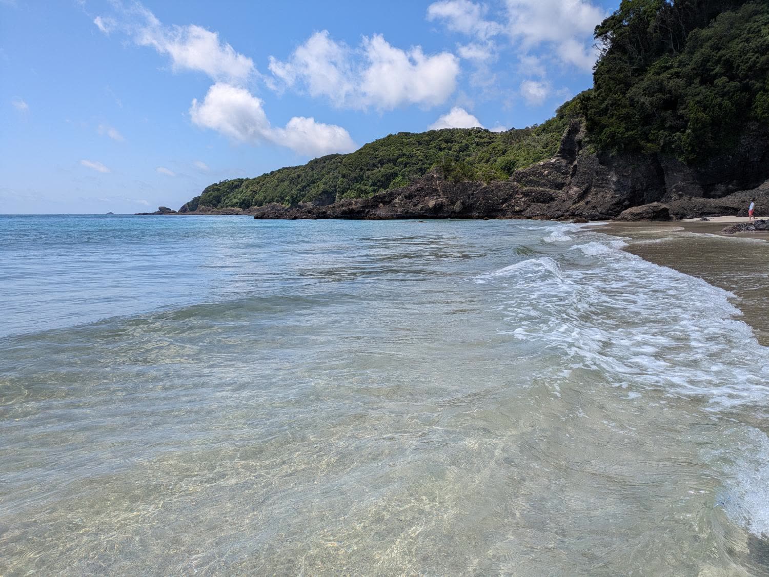Clear water at Kisami Ohama